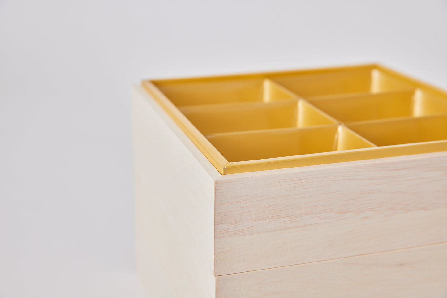 木製重箱(ファルカタ材紙インロー式)