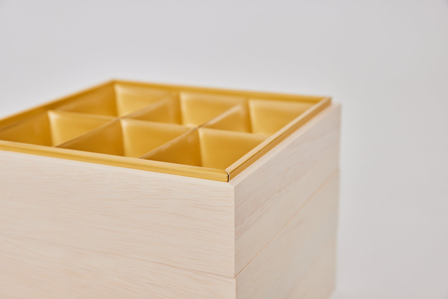 木製重箱(ファルカタ材紙インロー式)